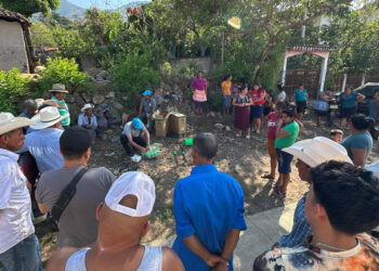 Productores de Santa Catarina Mita optimizan la siembra de frijol con tecnología manual