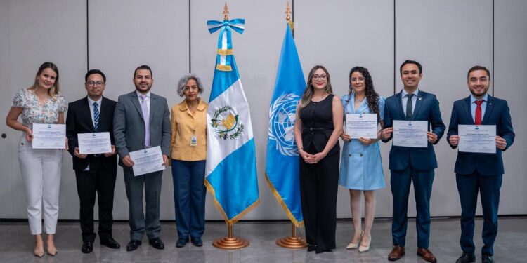 MINEX fortalece capacidades en análisis y estudio del comercio internacional