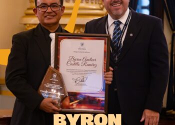 Formador de Marimba del Premio por Trayectoria y Aportes al Desarrollo de la Obra Musical en Marimba edición 2025