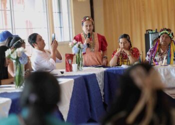 Gestores culturales fortalecen proyectos en seminario desarrollado en Santa Rosa