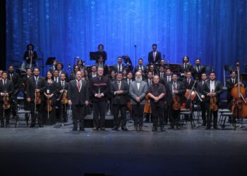 “Ecos de Luz y Amor” rindió homenaje a las madres guatemaltecas
