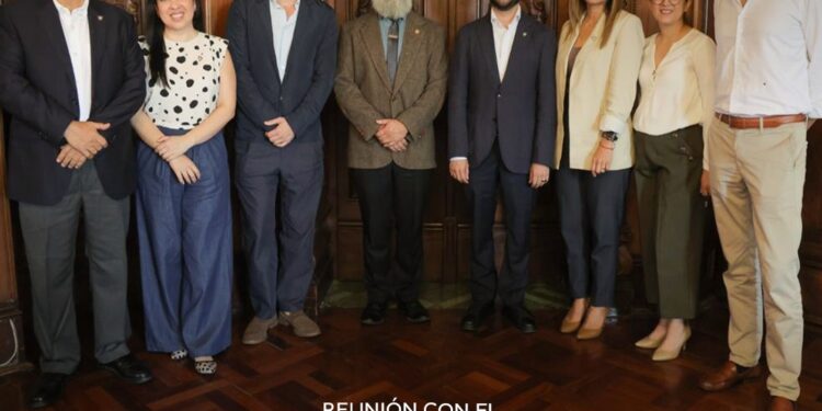 Reunión con el Concejo Cultural de la Municipalidad