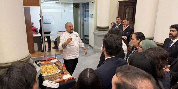 196 años de amistad y una taza de café: Guatemala y Chile celebran su relación bilateral con evento de diplomacia cultural