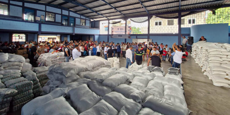 Asistencia alimentaria llega a más de nueve mil familias