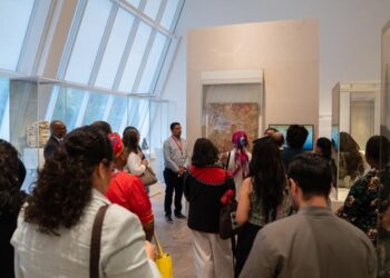 Consulado de Guatemala organiza recorrido por el Museo Metropolitano de Arte de Nueva York