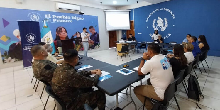 Coordinan proyectos y distribución geográfica del Servicio Cívico en Zacapa