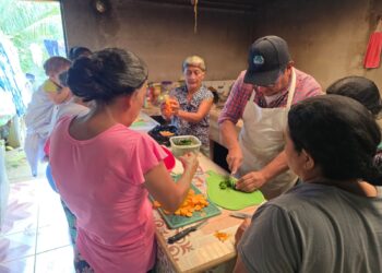 Familias de El Tumbador impulsan emprendimientos de conservas alimenticias