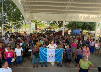 Consulado visita y asiste a comunidades guatemaltecas en el sur de Quintana Roo, México