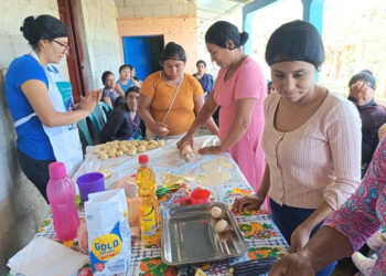 Talleres productivos impulsan economía de las familias rurales de Jalapa