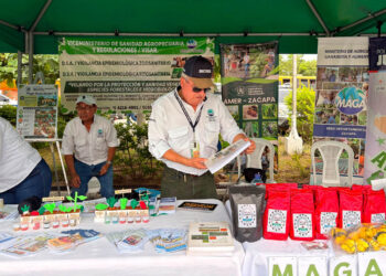 Productores zacapanecos dinamizan su economía con Feria del Agricultor