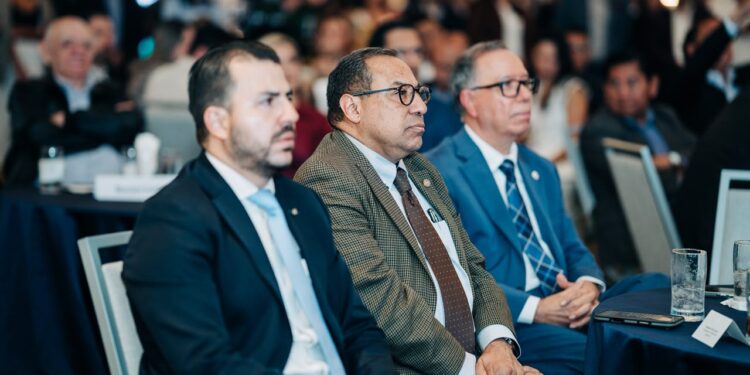 Vicecanciller Orozco participa en rueda internacional de negocios
