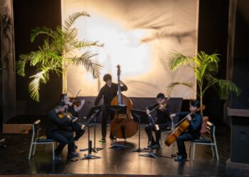 Cuarteto Primavera y Luis Véliz cautivan al público en el Teatro de Bolsillo