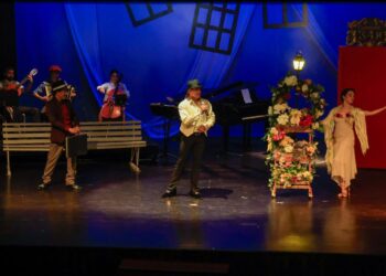“A media luz” llevó la pasión del tango al Festival de Junio
