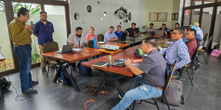Inicia taller para fortalecer la medición de emisiones y captura de carbono en fincas ganaderas