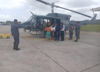 Ejército de Guatemala emplea sus capacidades aéreas y marítimas para salvaguardar la vida de la población