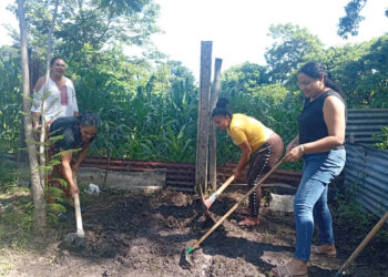 Establecimiento de huertos comunales promueve la seguridad alimentaria en Jutiapa