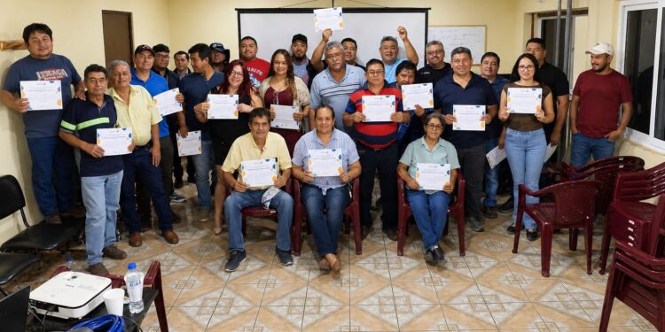 Realizan jornadas de capacitación a transportistas en Villa Nueva