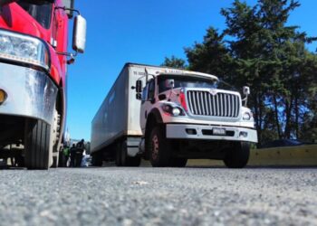Intensifican operativos al transporte de carga pesada en ruta al Pacífico