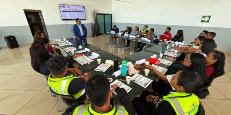 Aeropuerto La Aurora fortalece la atención al usuario
