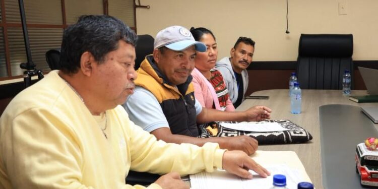 DGT reafirma compromiso para agilizar expedientes en Sololá