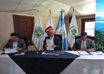 Insivumeh e Inab coordinan acciones para reforzar prevención de riesgos