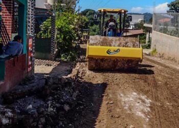 Más de 15,000 jutiapanecos contarán con un mejor camino