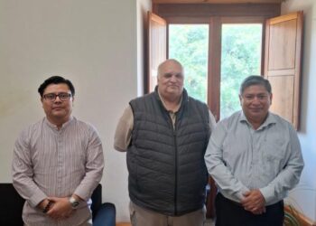 Cónsul general de Guatemala en Oaxaca dialoga con autoridades migratorias sobre cooperación