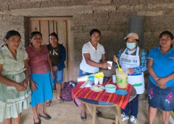 Con refrescos nutritivos fortalecen alimentación infantil en Chiquimula
