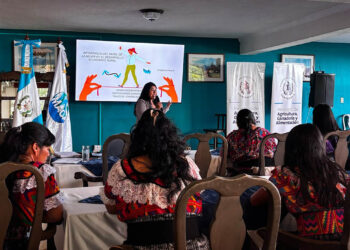Liderazgo y organización fortalecen los emprendimientos de mujeres rurales en Sololá