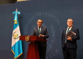 Minfin presenta techos presupuestarios para 2027 y detalla avance del gasto público