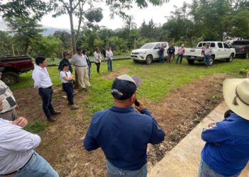 Supervisan huerto comunal y banco de semillas en Zacapa