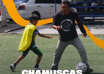 Chamuscas Padres vs. Hijos en el Centro Deportivo Campos del Roosevelt