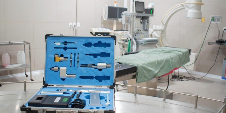 Servicios especializados del Hospital de Zacapa reciben moderno equipamiento