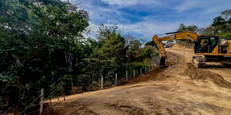 Avanza mejoramiento en ruta entre Chitomax, Pacaní y Cubulco