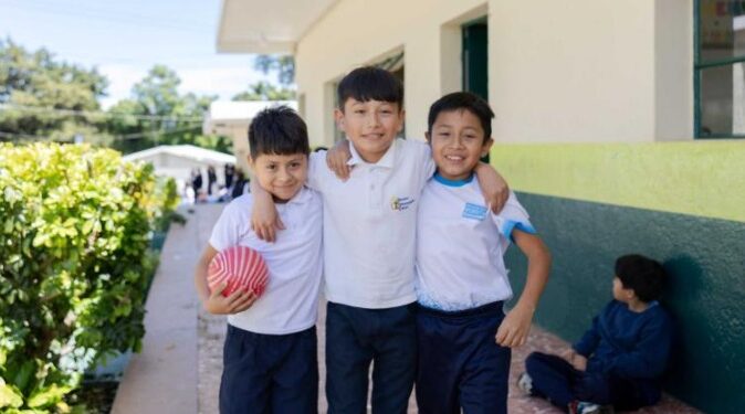 Estudiantes de El Maguey, Fraijanes, se benefician con nuevo módulo prefabricado