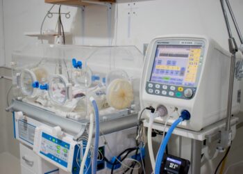 Hospital Regional de Zacapa fortalece la atención crítica infantil con nuevo equipo de soporte respiratorio