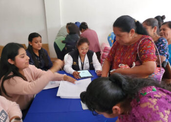 Comunidades de Alta Verapaz reciben alimentos por proyectos desarrollados