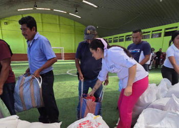APA entrega alimentos a familias de San Marcos y Retalhuleu