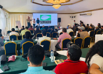 Ganaderos aprenden pastoreo regenerativo y genética adaptada al medio ambiente