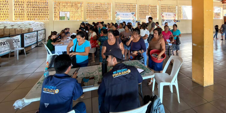 PAE inicia entrega de alimentos a más de dos mil familias