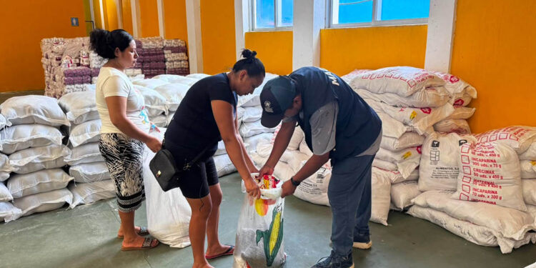 Llegan alimentos para familias de El Asintal