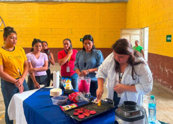 Fortalecen conocimientos sobre alimentación para prevenir la desnutrición