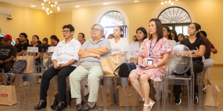 San Pedro Carchá alberga simposio sobre lactancia materna 