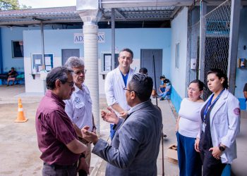 Salud supervisa fortalecimiento del Hospital de San Benito, Petén