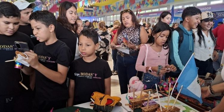 Guatemala comparte su cultura y gastronomía en festival internacional en Nicaragua