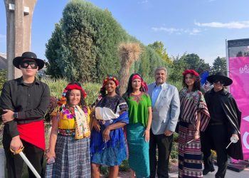 Consulado en Denver promueve las tradiciones guatemaltecas en festival hispano