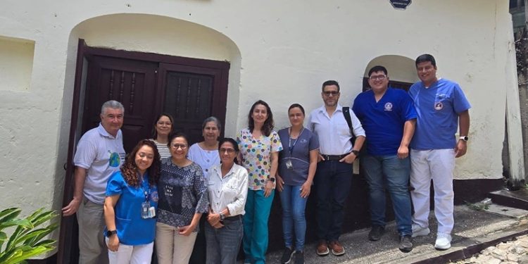 Médicos en formación contribuyen a fortalecer atención en comunidades de la Reserva de la Biosfera Maya