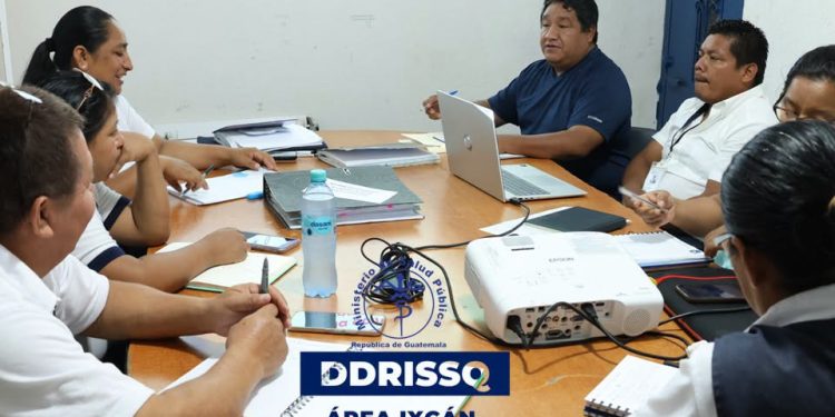 Equipos de salud de Ixcán dan seguimiento a planes y estrategias dirigidas a la población