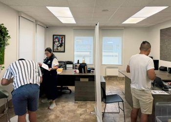 Consulado de Guatemala en Montreal realiza jornada de documentación para trabajadores temporales
