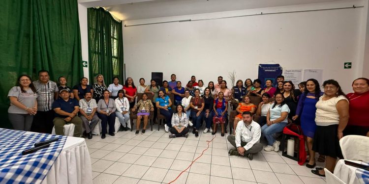 Jalapa articula esfuerzos en la protección materno infantil contra enfermedades